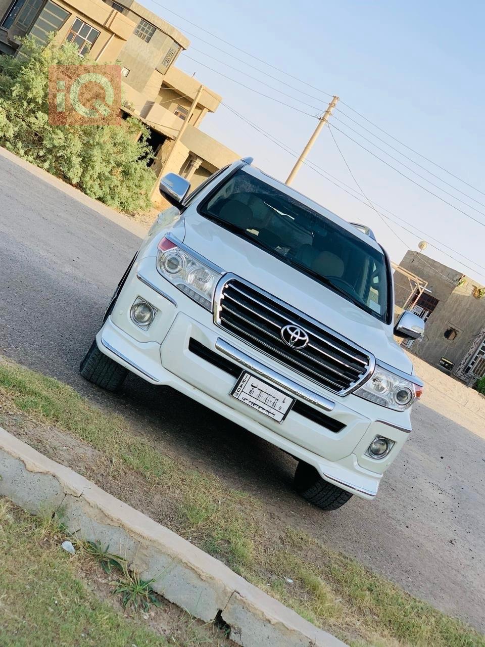 تويوتا لاندكروزر